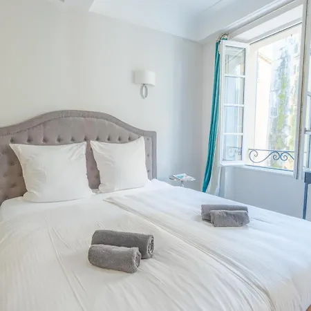 Beau Clocher Saint-Tropez