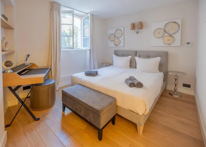 Beau Clocher サントロペ