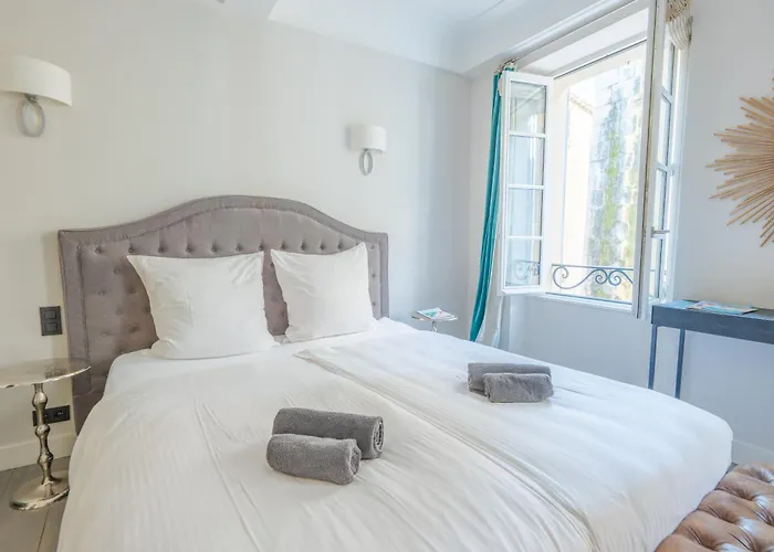 Beau Clocher Saint-Tropez